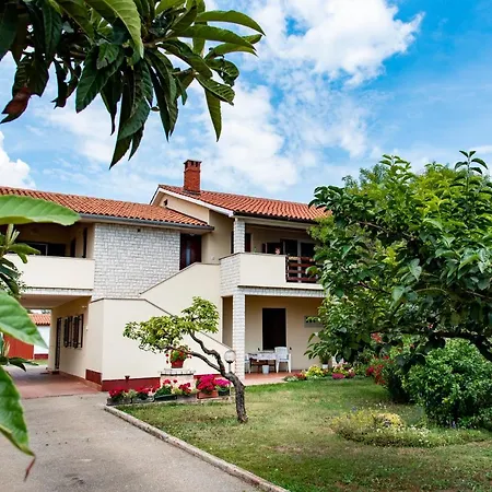 M&a - A * Fažana